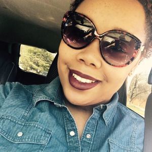 Meet your Posher, Kiana