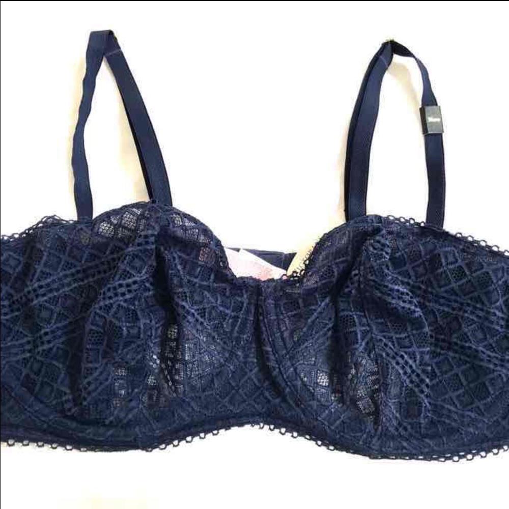 Victoria's Secret 36DD