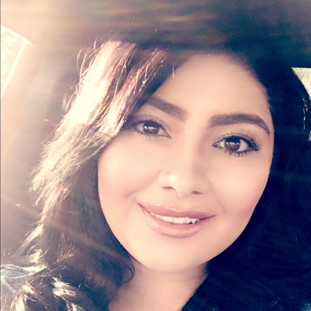 Meet your Posher, Diana