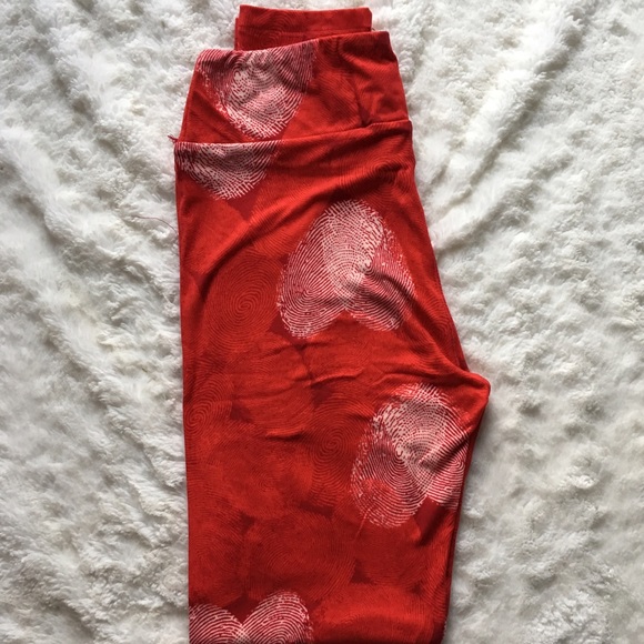 ❤️SOLD ❤️ Leggings & Free Sweater To Match - Picture 3 of 4