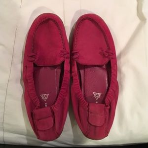 Hush Puppies hot pink leather loafers