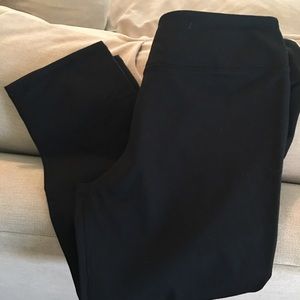 Yoga/Running Capris by Fabletics