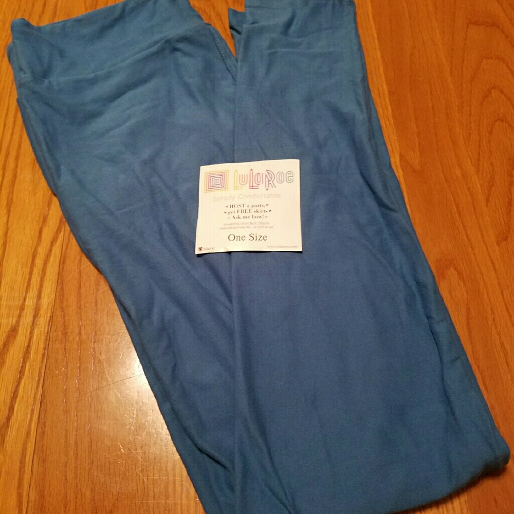 LULAROE  OS LEGGINGS  IN BLUE