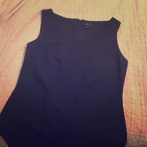 Worthington sleeveless V-neck sheath dress