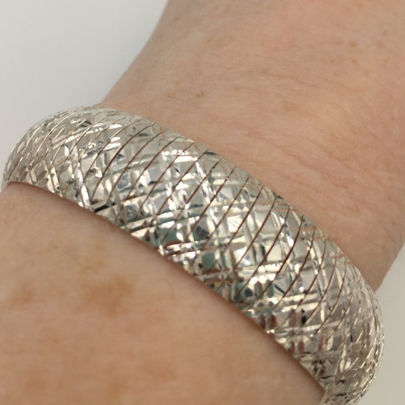 NWT Bella Diva Bronze Silver Plated Bracelet - Picture 4 of 4