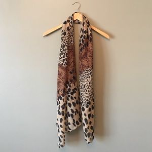 Leopard print scarf