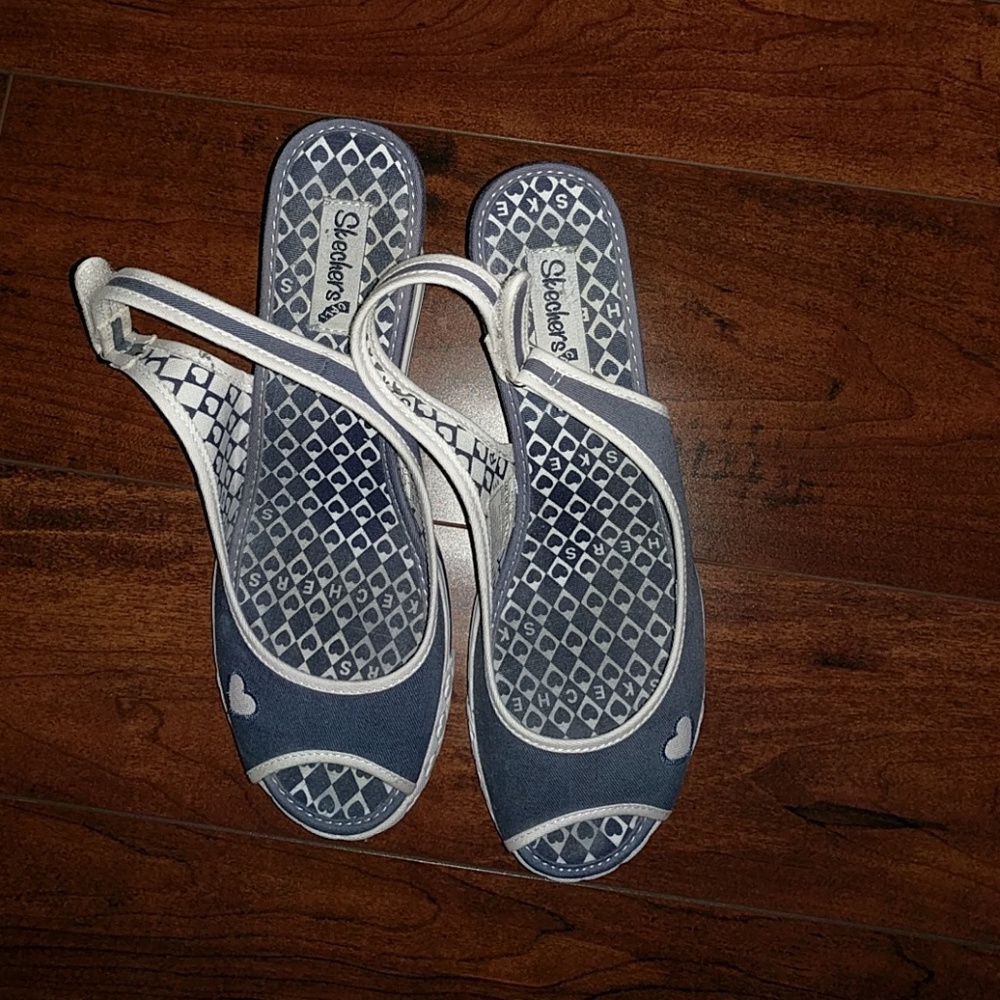 Skechers sling back canvas sandal
