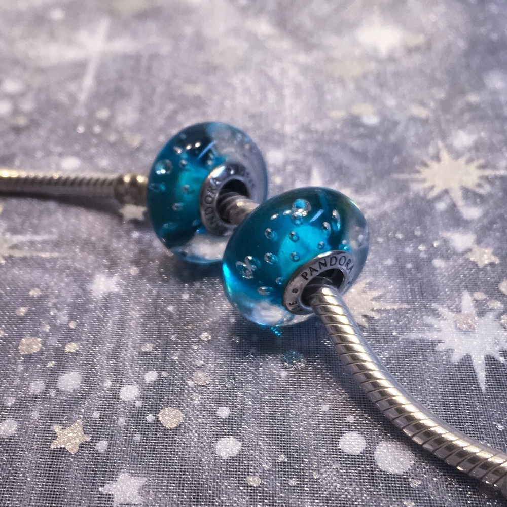 💙SUNDAY SALE💙 2x Authentic Pandora Murano Beads