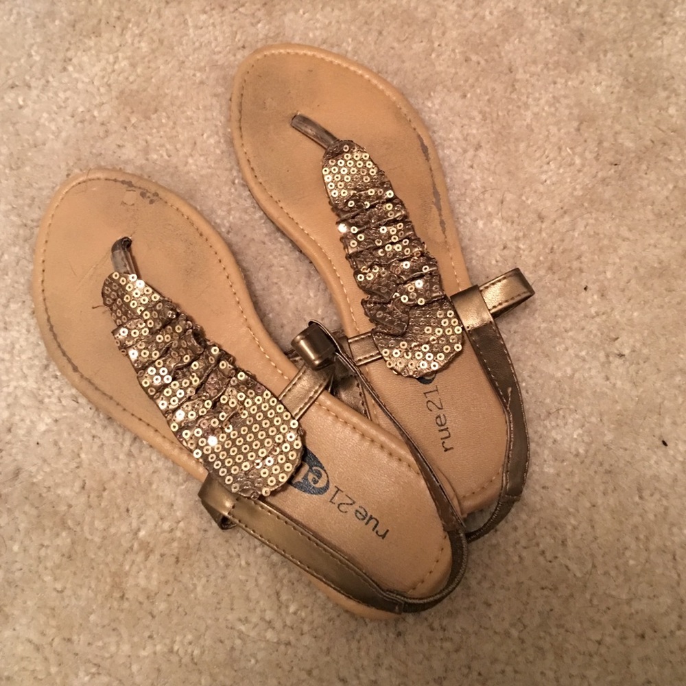 Cute Gold Sandals