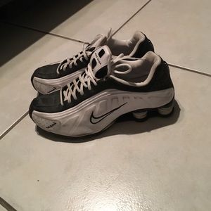 Nike shox