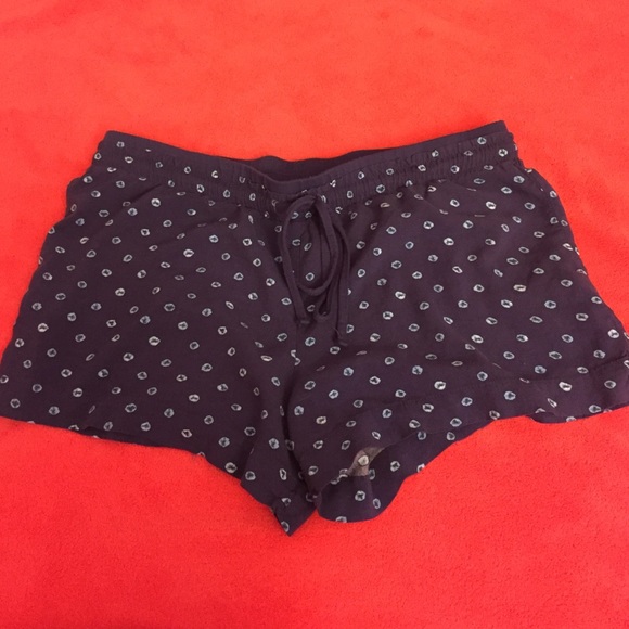 Two sleepwear shorts (m and l) - Picture 2 of 3