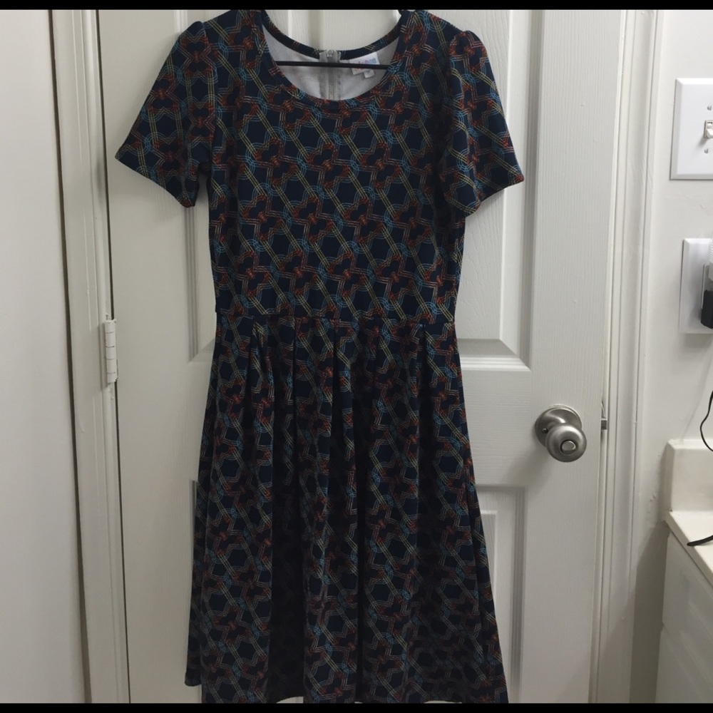 Super cute medium Amelia LuLaRoe