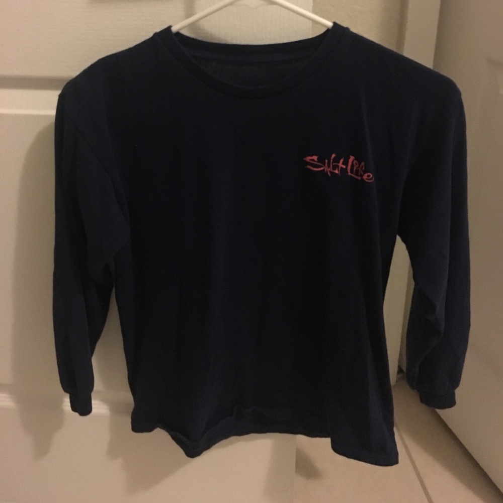 Navy blue long sleeve salt life shirt