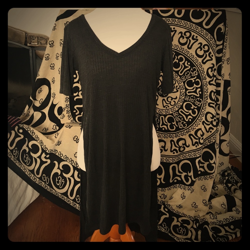 Emma & Sam Grey tunic