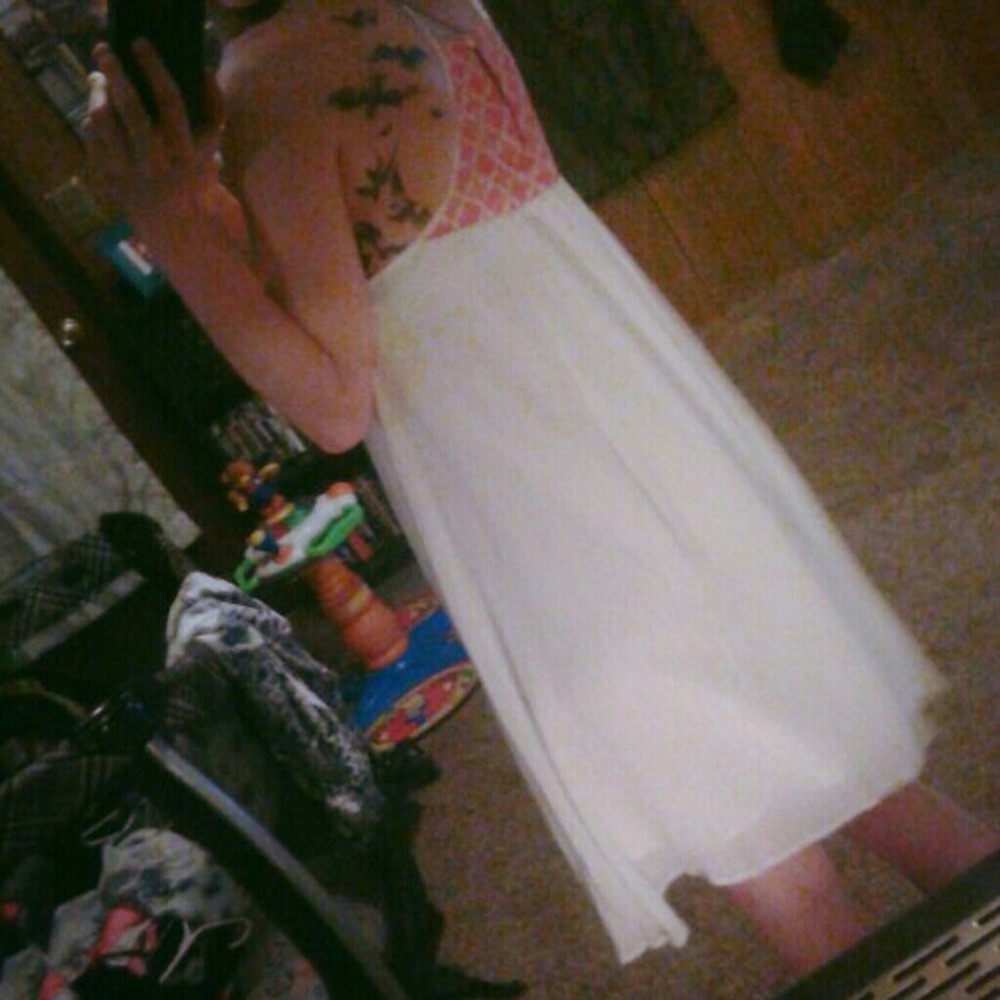 Medium dress