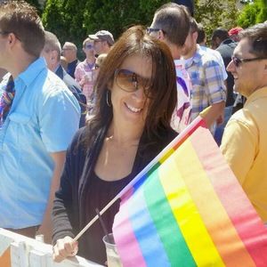 Meet your Posher, Yolanda