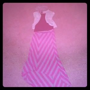 Skirt,tank top,small vest,hat