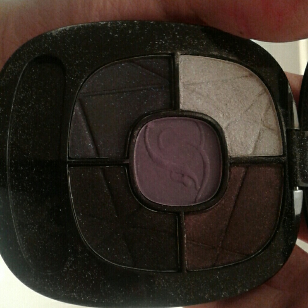 Wet n wild fergie pallet - Picture 3 of 3