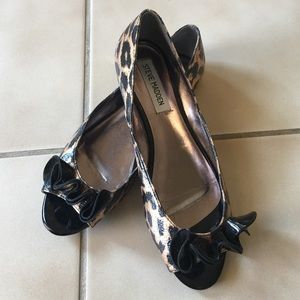 Steve Madden leopard flats