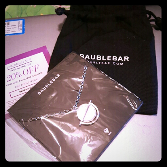 Limited Edition Baublebar Snowfall Pendant Necklac - Picture 2 of 3