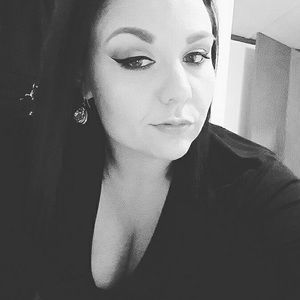 Meet your Posher, Kristen