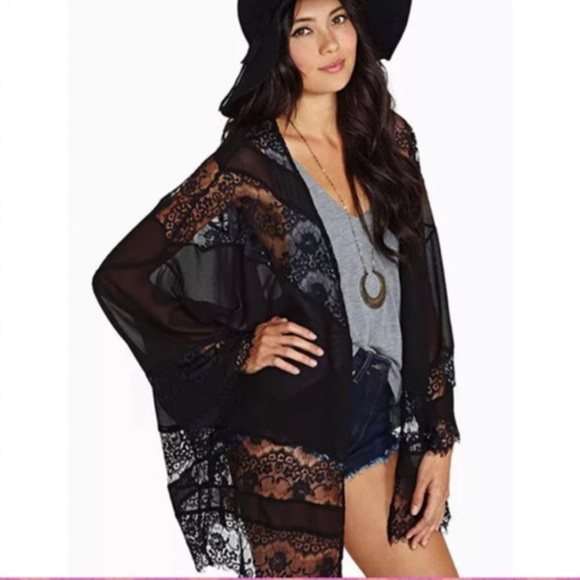 Lace Shawl - Picture 2 of 4