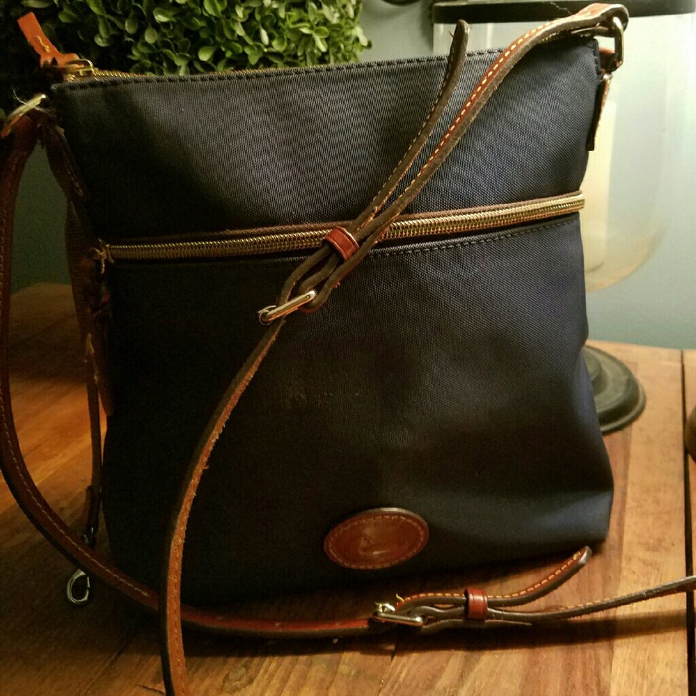 Dooney and Bourke Crossbody Nylon bag