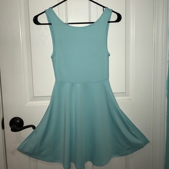 Backless baby blue ballerina dress - Picture 1 of 2