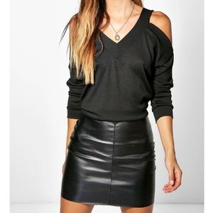 Kayla Cold Shoulder Knitted Top