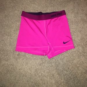 Women's Nike Pros