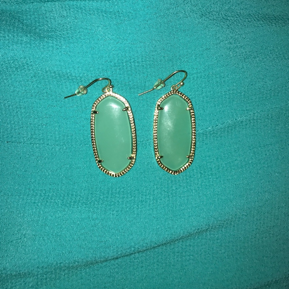 Kendra Scott "Elle" earrings in green