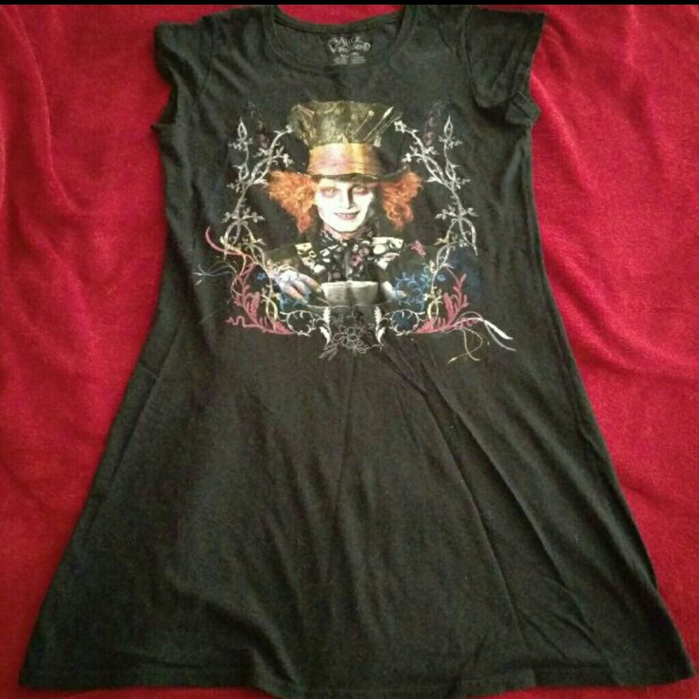 MAD HATTER SLEEP TEE