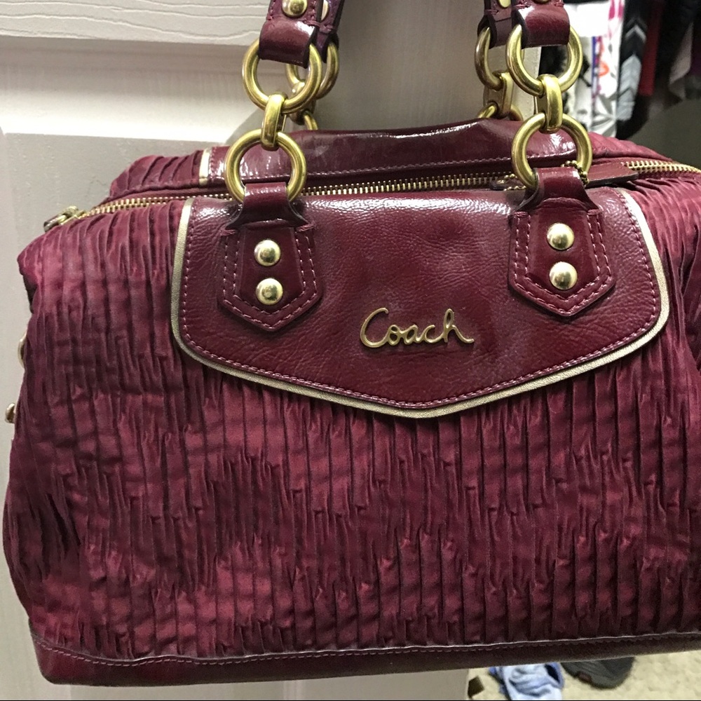 Coach bag in beautiful red color