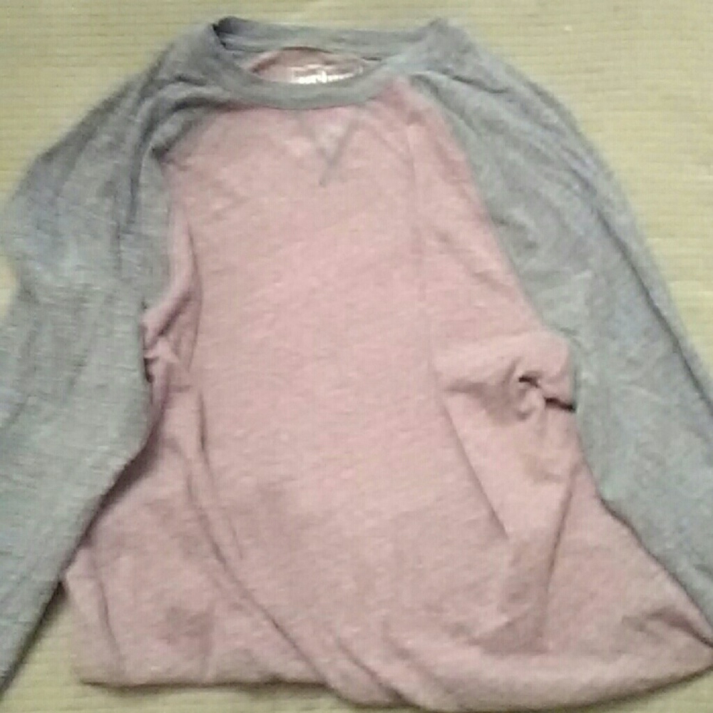 Long sleeve tee