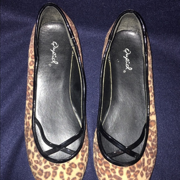 Leopard print ballet flats - Picture 2 of 2
