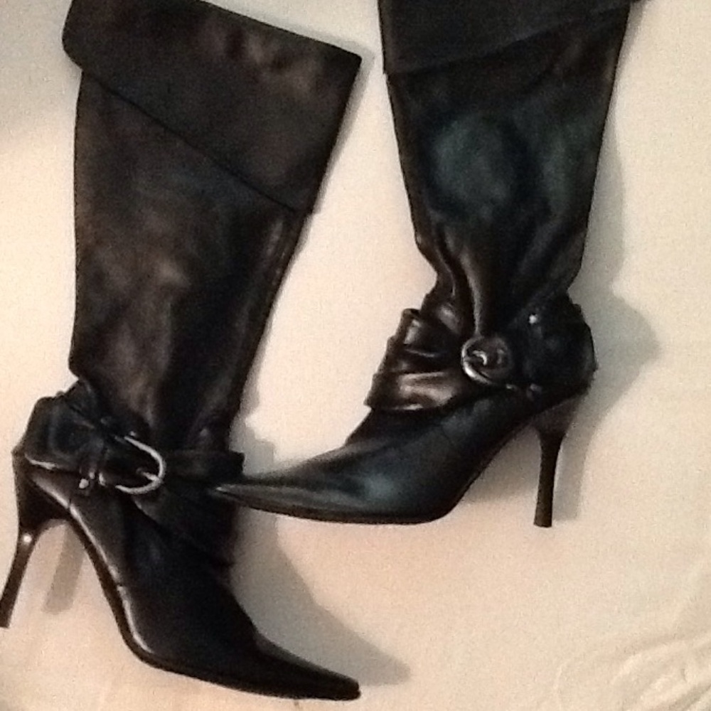 Vegan Rampage Black Size 7