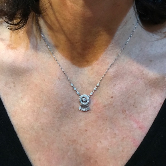 14 karat white gold diamond pendant necklace - Picture 1 of 1