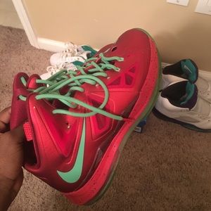Christmas lebrons