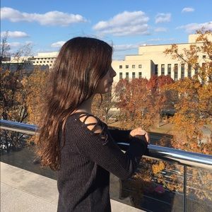 Meet your Posher, Valeria