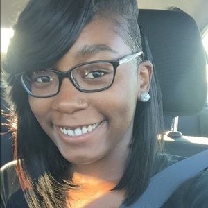 Meet your Posher, Destiny