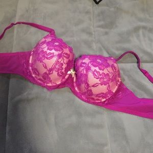Victoria's Secret Bra, 38D