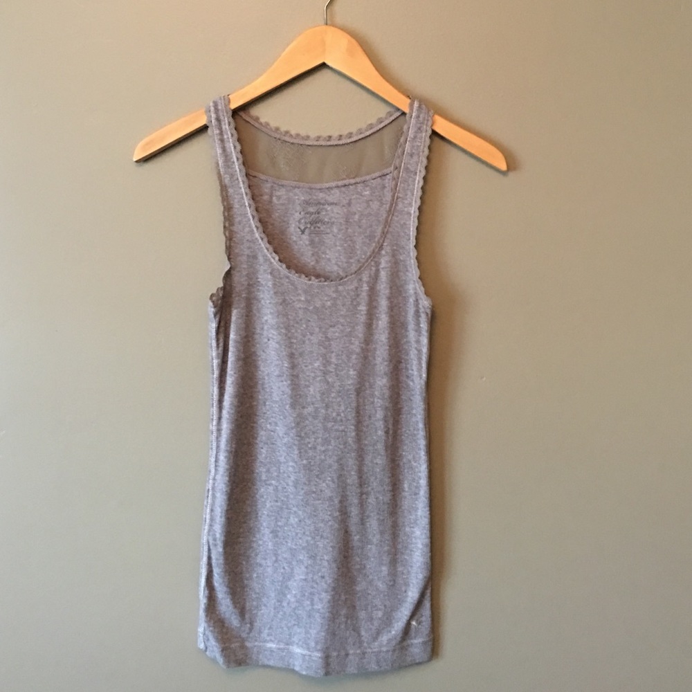 American Eagle gray tank with lace