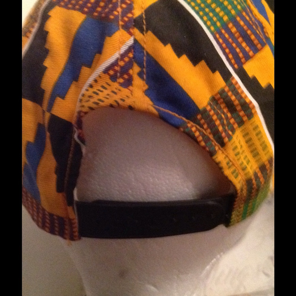 Many Colors Cap - Picture 3 of 3