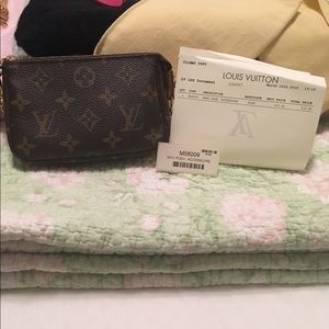 Lv mini pochette
