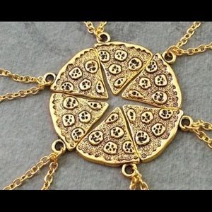 Gold Pizza Slice Necklace 🍕❤️