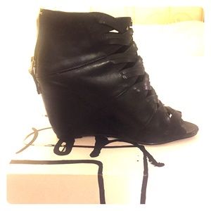 DV Dolce Vita black leather wedge sandals size 8