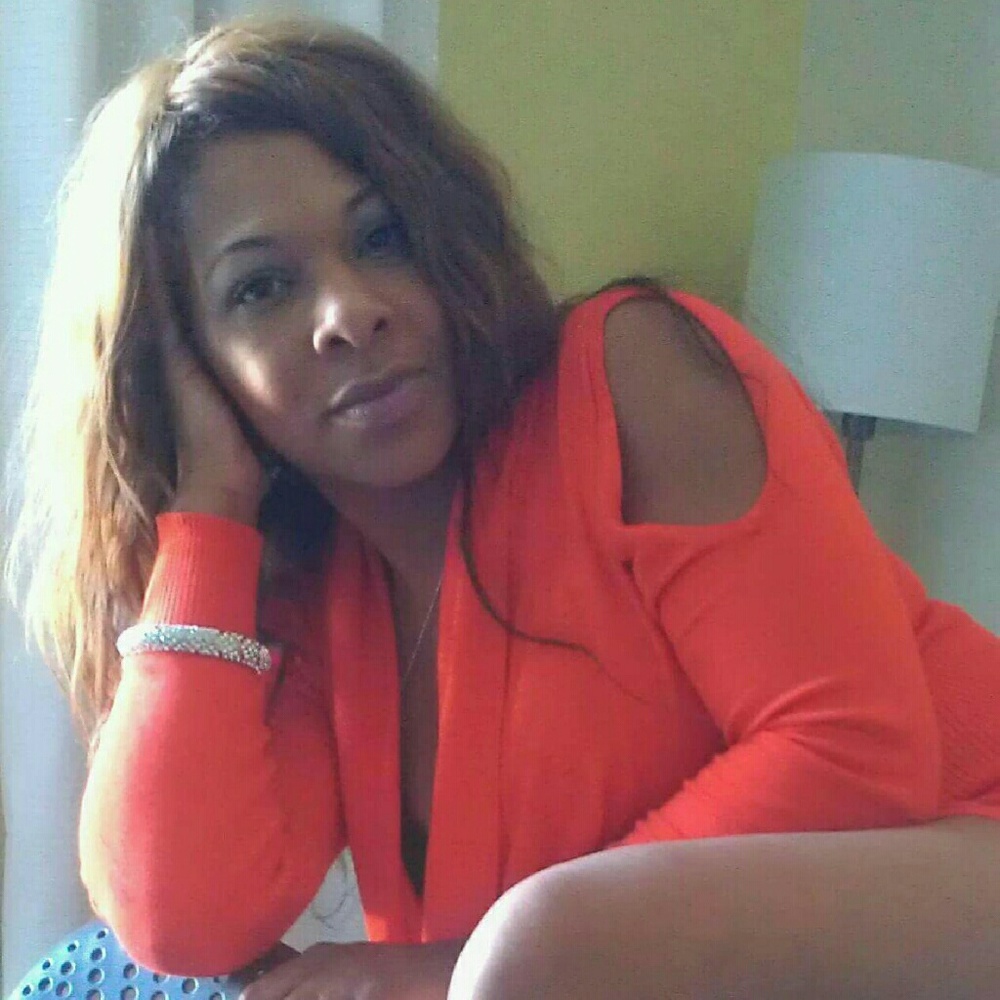 Meet your Posher, Kiashia