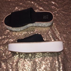FIFTH CITY PLATFORM SANDALS