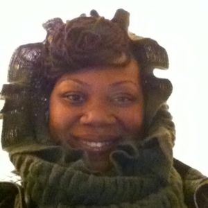 Meet your Posher, Ebony