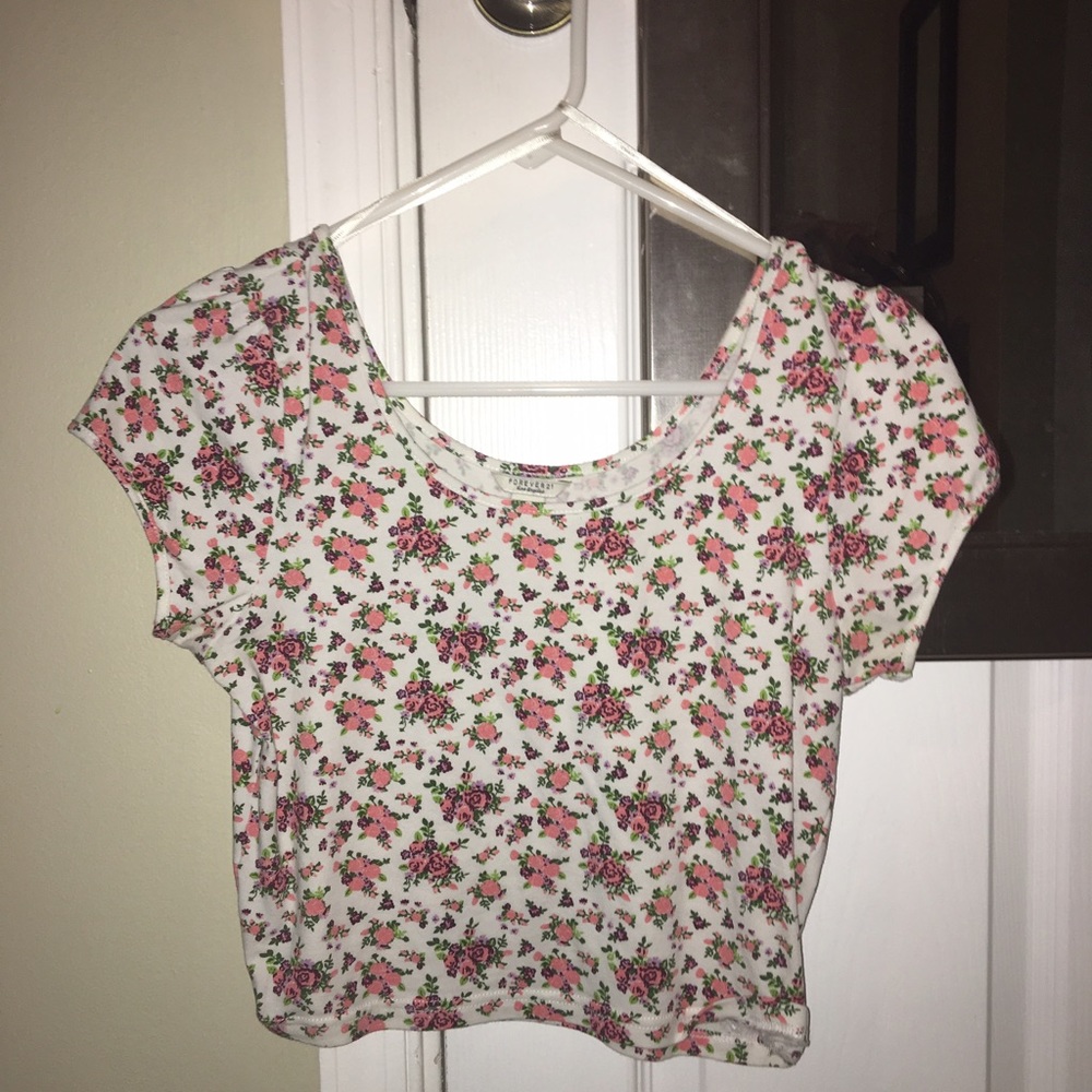 MAKE OFFERS!! Forever 21 Floral Crop Top